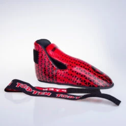 TOP TEN Super-light Triangles Kicks - Red/black, 3067-49T -Fighters Europe Shop 1963e9f8669bf36dffb87d0be7794a42