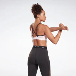 Reebok Hero Medium - Impact Strappy Bra - Pink, FK5339 -Fighters Europe Shop 1b58dba5ebf6f9ae45645f2929daef2f