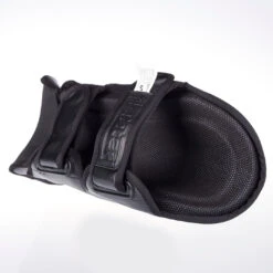 Fighter Shinguards Thai Ergo - Black/white, FSG-004BW -Fighters Europe Shop 1e9f70bd7e026cb7cad04c3383aa20ba 19c37c63 0ac5 4a71 9a83 fcc828c5ddee