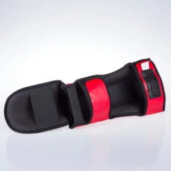 Fighter Shinguards Thai Classic - Red/black, JE1573RB -Fighters Europe Shop 22be6d7235801bb21312dcbc17c93d2b