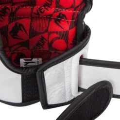 Venum Undisputed MMA Gloves 2.0 - White, VENUM-1393 -Fighters Europe Shop 302cb729eb22d31ae8cf256998ef05ec 4603f8f7 197f 4e7f 8d16 a7d7cc3d1f61