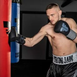 Heavy Boxing Bag Fighter - Black -Fighters Europe Shop 4f5a884aa64afcb6fb3d79041d86ebec b48d0811 010c 4ec8 8bb8 879d201a585a