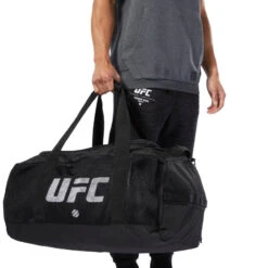 Reebok UFC Grip Bag - Black, DU2960 -Fighters Europe Shop 5075d35680cfd0385889bafd7ecc94de