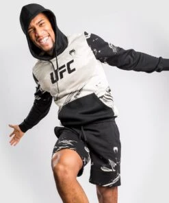 Venum UFC Hoodie Authentic Fight Week 2.0 - Black/white -Fighters Europe Shop 6097e8fb1bbc004e9ce395395d1daa5195eec836 VNMUFC 00105 040 09