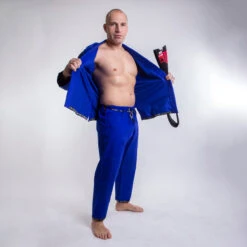 Top Ten Brazilian Jiu Jitsu Uniform Easy - Blue, 15124-6 -Fighters Europe Shop 6d72c9fdaadd70aad4f213ad315085d0