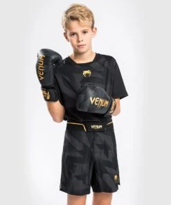 Venum Razor Kids MMA Shorts - Black/gold -Fighters Europe Shop 6f98ead868d7b02968da7c8b7e658d66d5b7da9a FS RAZOR BLACK 03