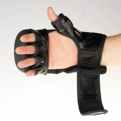 Fighter MMA Gloves Training - Black, FMG-001BB -Fighters Europe Shop 7140661ef0f813f7cd0d25bcf607d0ed