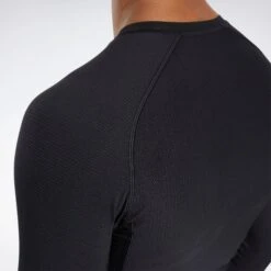 Reebok Compression Long Sleeve Tee, FS8581 -Fighters Europe Shop 7fd8ec986f247d146f8114823c00ba29