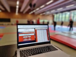 Fighter Free-Standing Boxing Bag SPEED - Powered By Reaction Counter - FSBS-RC -Fighters Europe Shop 8cb57bf8 f882 4268 9bb6 b1cb81fc94ea