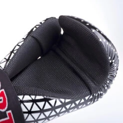 Pointfighter TOP TEN Glossy - White/black, 2067-19T -Fighters Europe Shop 9b60340f759898950ce1fd2ce33edaa3