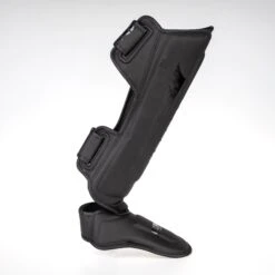King Pro Boxing Shinguards Revo 4 - Black -Fighters Europe Shop DSCF3986