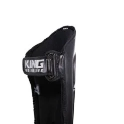 King Pro Boxing Shin Guards - Black/white -Fighters Europe Shop booter6441