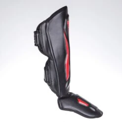 Fighter Shinguards Thai Ergo - Black/red, FSG-004BR -Fighters Europe Shop c7b5fdf928b90c25c4ebbcc9a006ccfc