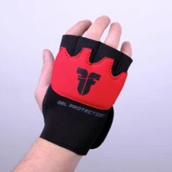 Fighter Strap Gel Hand-Wraps - Black/red, FGW-001BR -Fighters Europe Shop c9c0df86ad619039ed0e106b05ced4ef