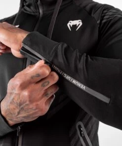 Venum UFC Hoodie Authentic Fight Night - Black -Fighters Europe Shop d01b741d6a245ff6a1357aad4eb56fe67b81037e VNMUFC 00004 001 12