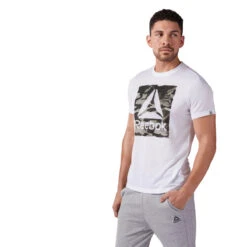 Reebok Camo Logo T-Shirt White, CF3848 -Fighters Europe Shop efba0a6573ac81bdb3bd65e4e66f5e05