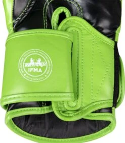 Top Ten IFMA Boxing Gloves Ajarn PU - Green -Fighters Europe Shop top ten thaiboxing gloves ifma ajarn pu black green 22193 g detail3 3
